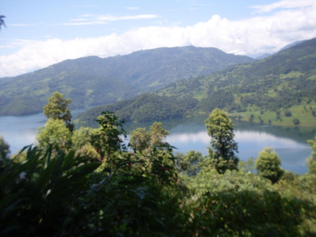 Dinesh House Bed & Breakfast Pokhara Exterior photo